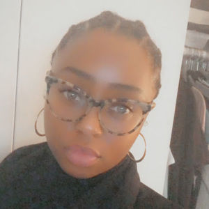 Meet your Posher, Jasmine